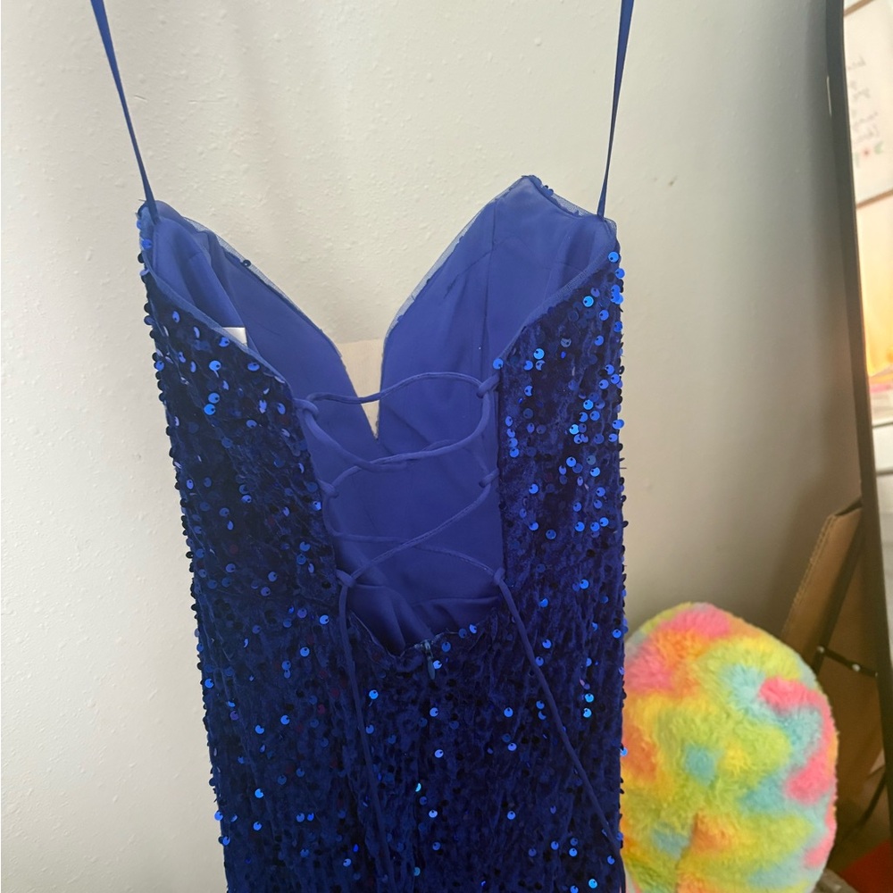 Blue Sequin Prom dress - Picture 3 of 4